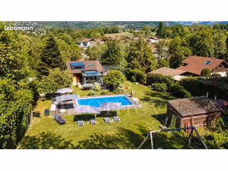 chalet 5 pièces 130 m²