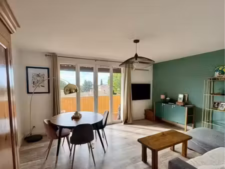 à vendre – t4 rénové de 72 m² – saint-cyr-sur-mer - 340000