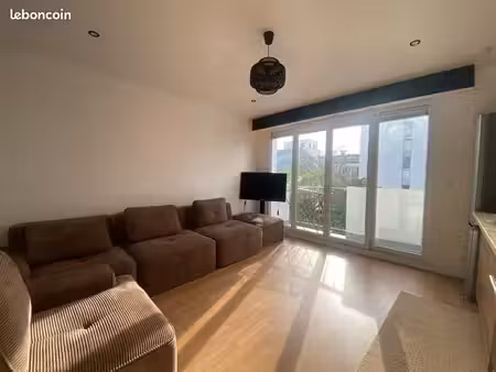 location appartement t2 idéalement situé