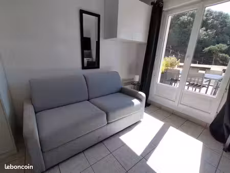 studio meublé terrasse plage