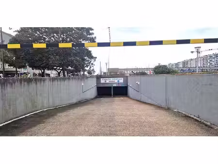box à louer à blankenberge pour € 225