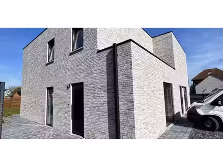 maison à louer à zolder pour € 1.300 avec 3 chambres à coucher