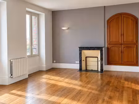 triplex à louer