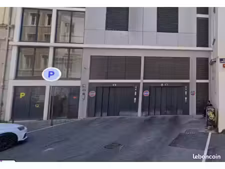 location parking lpa tables claudiennes