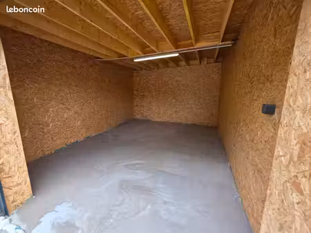 box/garage a louer