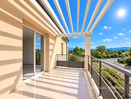 vente appartement 2 pièces 40.28 m² à l'isle-sur-la-sorgue (84800)  169 000 €