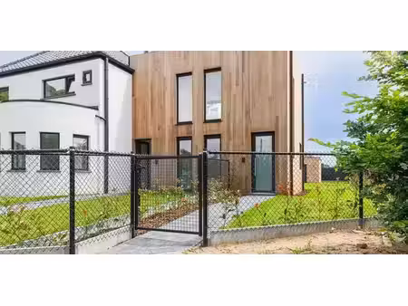 duplex à vendre à veerle pour € 400.000 avec 3 chambres à coucher