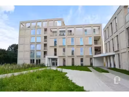 appartement te huur in zwijnaarde met 2 slaapkamers