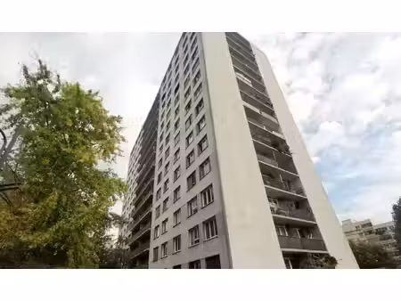 94400 vitry sur seine appartement 2 pieces 48.54 m² avec un balcon  une cave et un parking