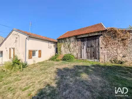 maison de village à civaux (86320)