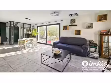 maison moderne 6 pièces avec piscine
