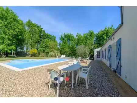 maison familiale dans environnement privilégié