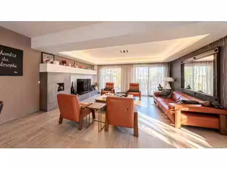 maison à vendre barrière de paris piscine dépendance garage stationnement
