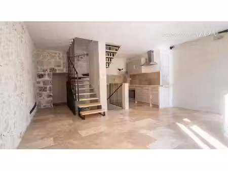 charmante maison de village rénovée avec goût – habitable de suite