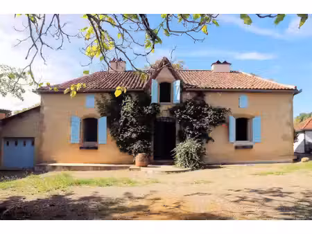charmante maison de 4 chambres à saint-lanne