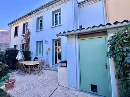 maison de ville t4 de 80m2 habitable sur terrain 175m2 avec
