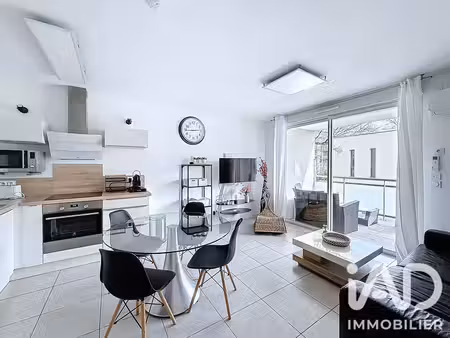 appartement à meylan (38240)