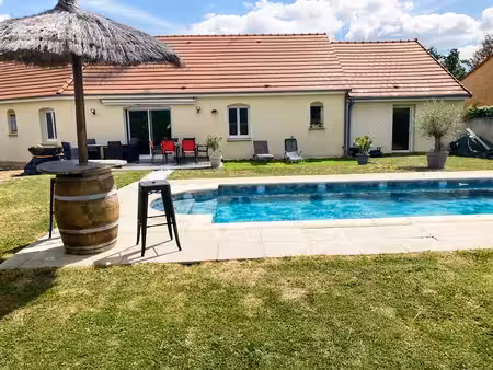 maison plain pied à bellerive  avec piscine pierre de bali