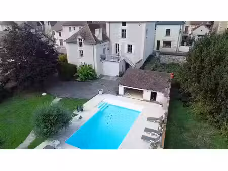 maison à vendre chatellerault 7 pièce(s) 250m2 299 000€