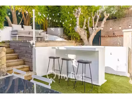 t2 meublé avec jardin  jacuzzi et parkings la valette nord