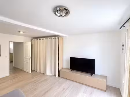 appartement - rdc - 24 79 m2 - 1 pièce - non meublé
