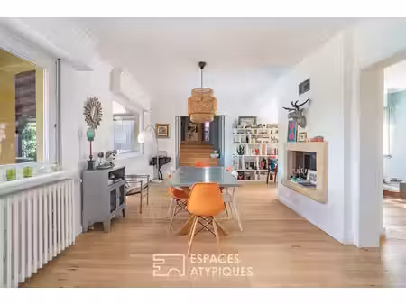 maison familiale et sa piscine