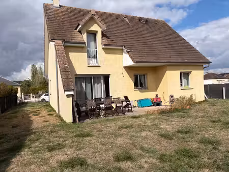 maison gravigny 3 chambres avec garage.
