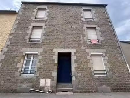 vente immeuble à fougères (35300) : à vendre / 229m² fougères