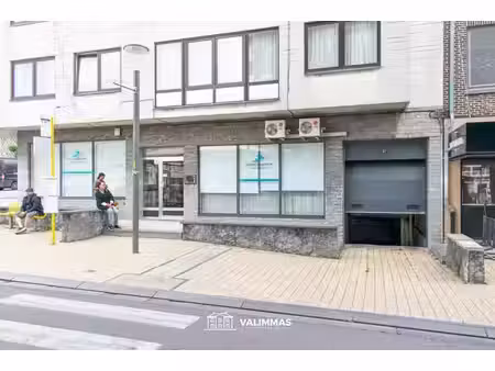 autostandplaats te zellik centrum....