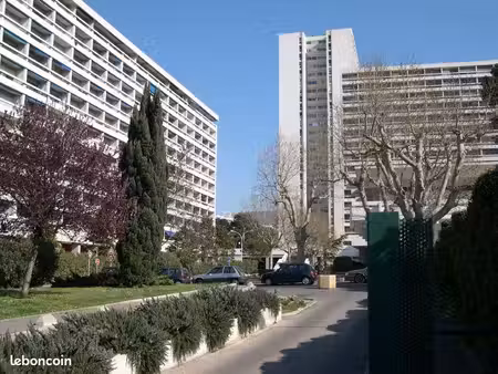 box 19m2 résidence château sec