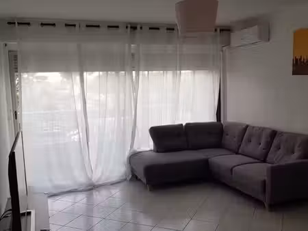 t3 climatisé 65m² + garage (option) – résidence fermée avec tennis et commerces