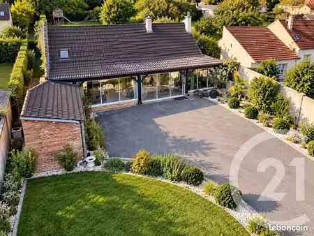 maison 6 pièces 102 m²