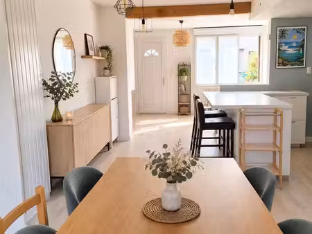 petite maison en brique pleine de charme