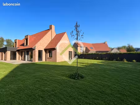 villa 7 pièces 190 m²
