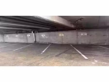 vente lot 24 parkings paris 18ème (75)