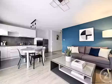 vente appartement 3 pièces 70.42 m² à lille (59000)  225 750 €