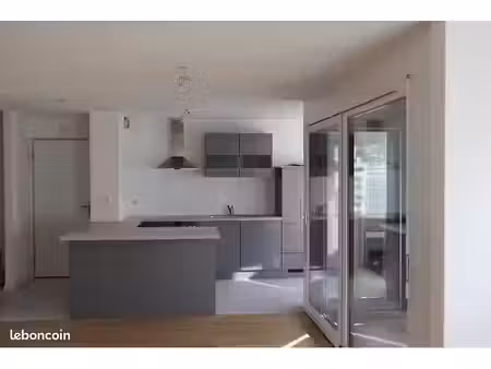 t2 vetraz monthoux
