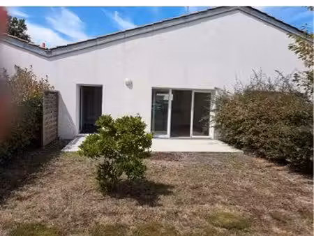 maison mitoyenne t2 avec jardin