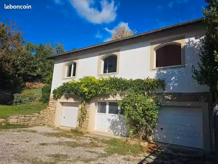 maison de 100 m² à châteauneuf-de-galaure