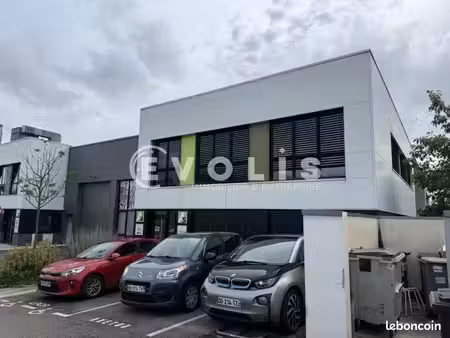 bureaux 150 m²