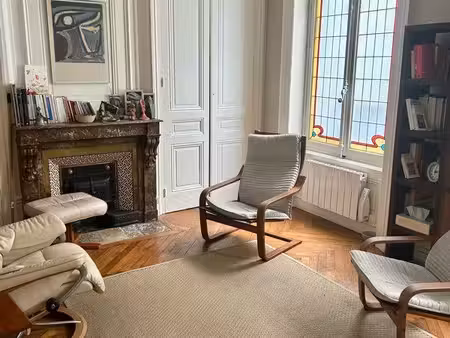 location cabinet pour thérapeute à la croix-rousse