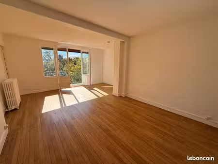 appartement 3 pièces 55 m²