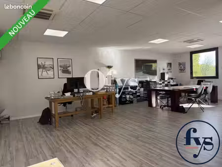 bureaux 99 m²
