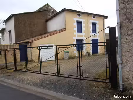 maison ancienne à louer