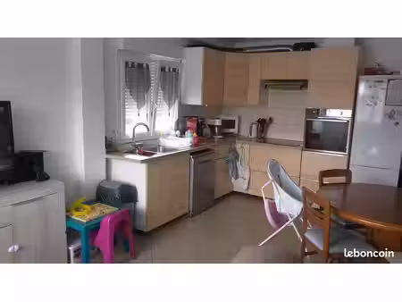 à louer – appartement f2 de 38 m² avec parking privé – villevaudé (77410)