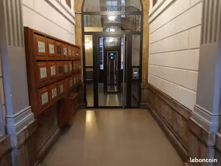 bureaux 175m² quartier prestigieux de la bourse