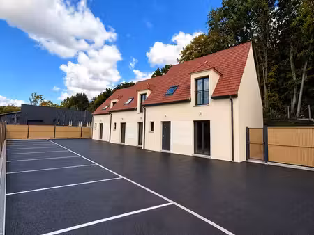 ? à louer – magnifiques maisons neuves avec jardin privatif  3 chambres et parking – ponch