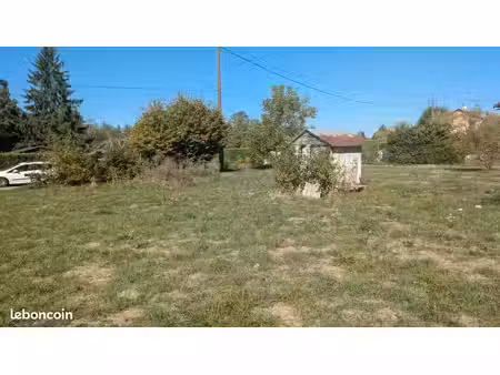 terrain à bâtir à pesmes