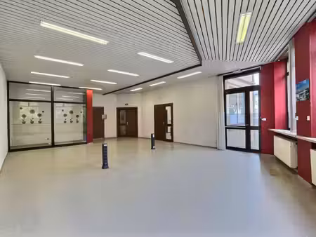 local commercial à louer