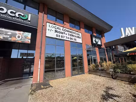 local commercial à louer